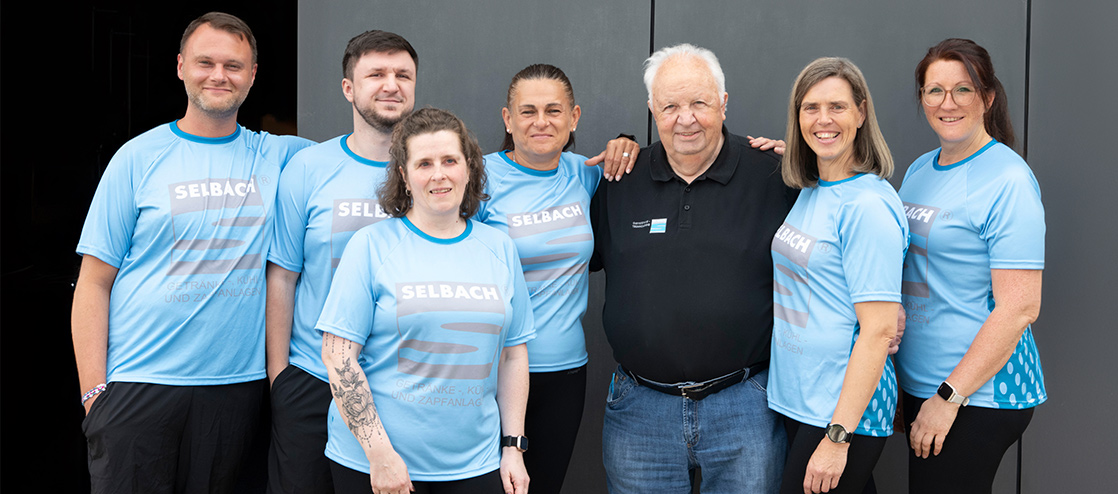Friedhelm Selbach mit unserem Laufteam